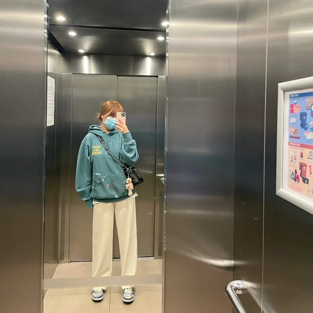 Same style as Bai Jingting Gallery Dept. French Logo Hoodie Splashed ink French basic logo hoodie Vintage splashed ink washed distressed sweatshirt Lake green S-XL